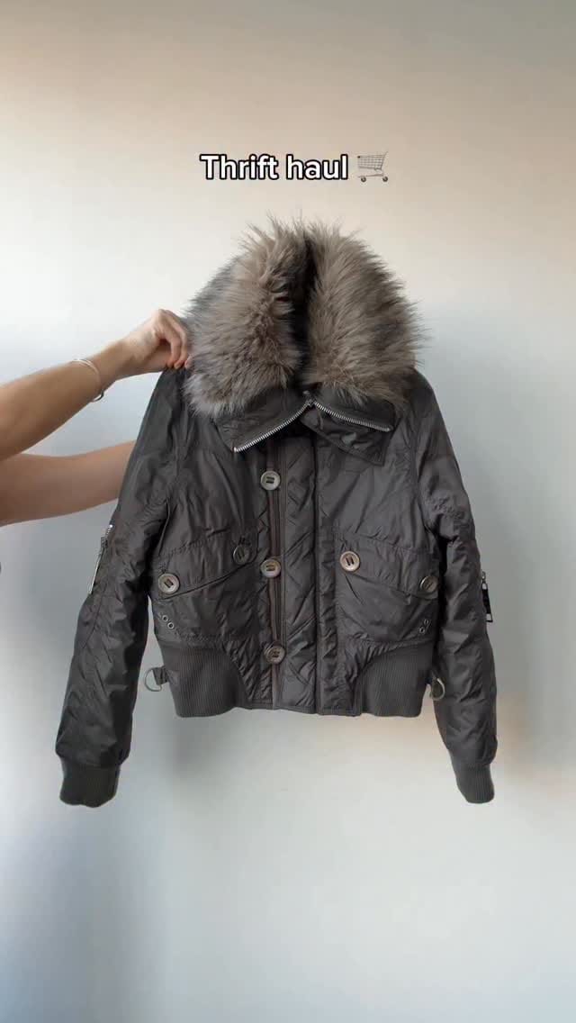Post 2 by soph’s shop on Instagram (video)