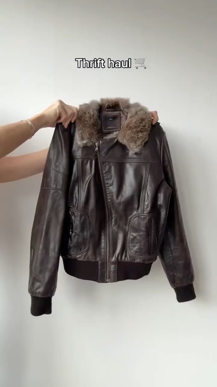 Post 7 by soph’s shop on Instagram (video)
