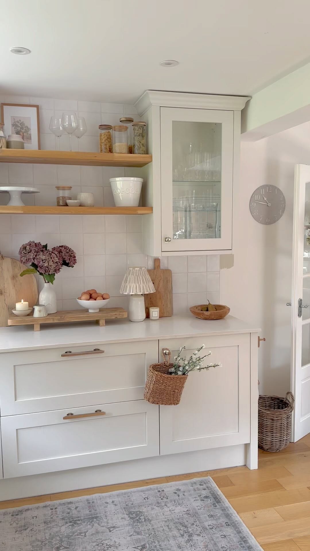 Post 9 by Anna Goodman on Instagram (video)