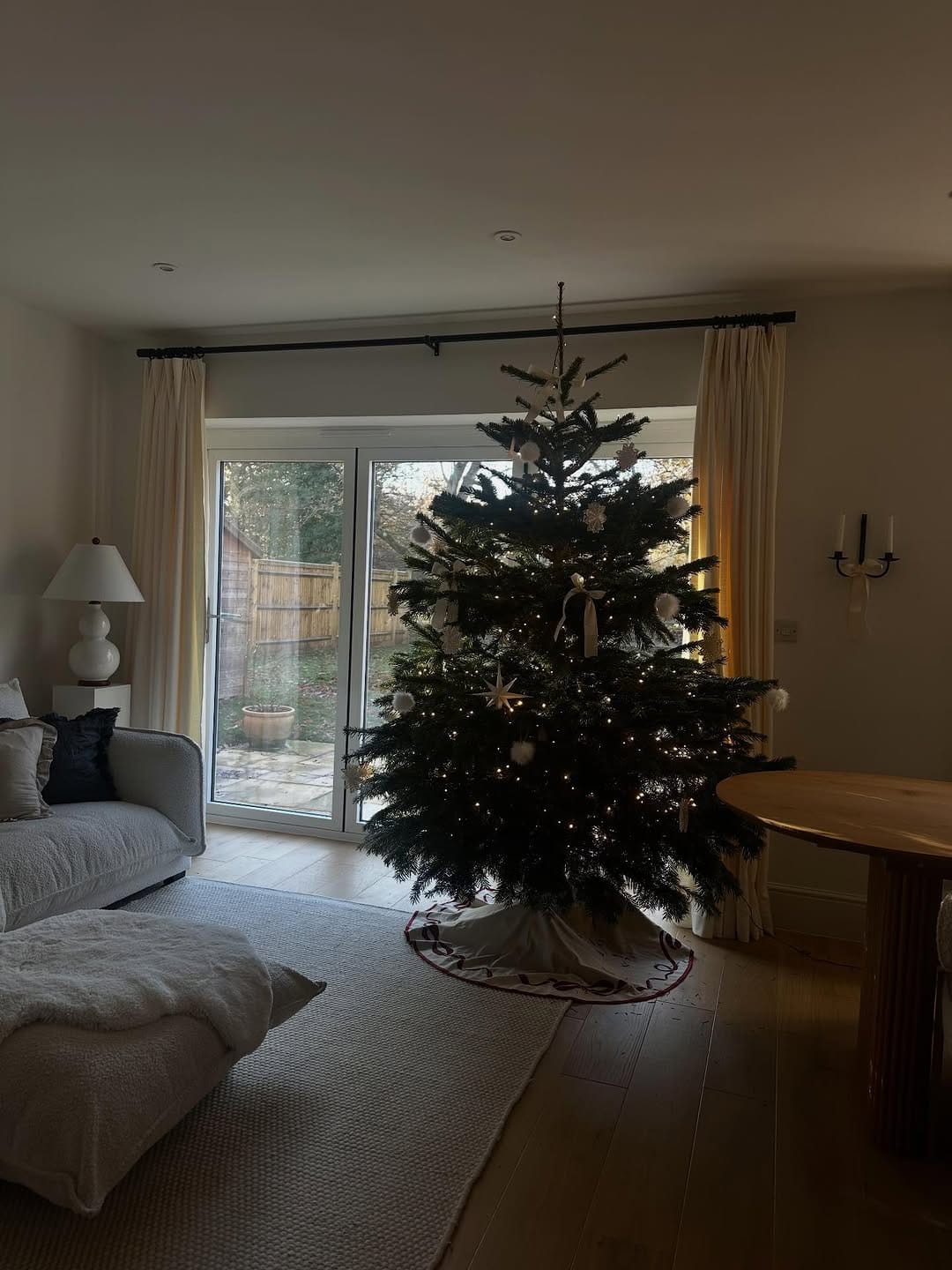Post 4 by Lucia Smith Home on Instagram (image)