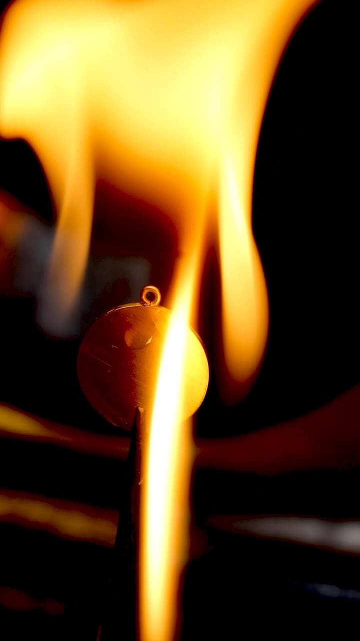 Post 6 by Diamond Jewellery Making by Phillip Jennings on Instagram (video)