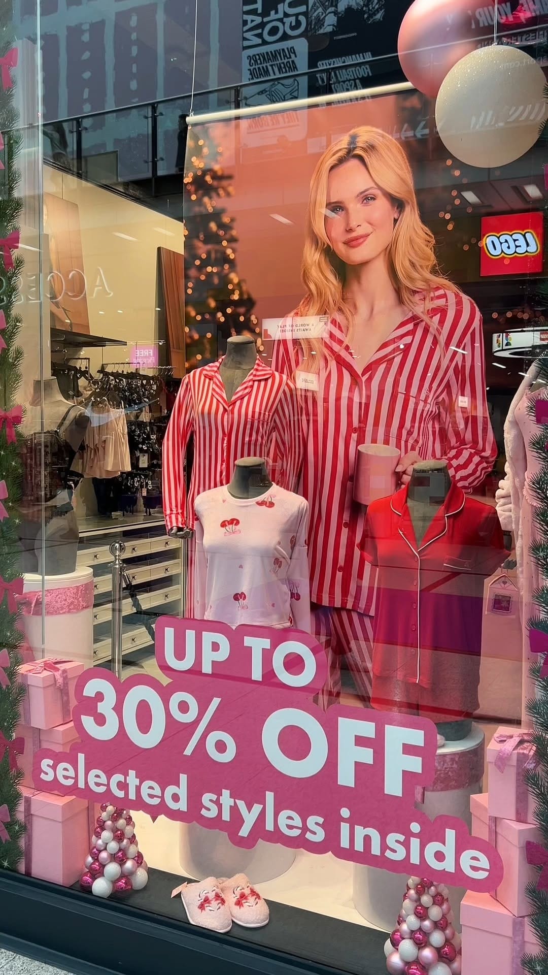 Post 8 by Manchester Arndale on Instagram (video)