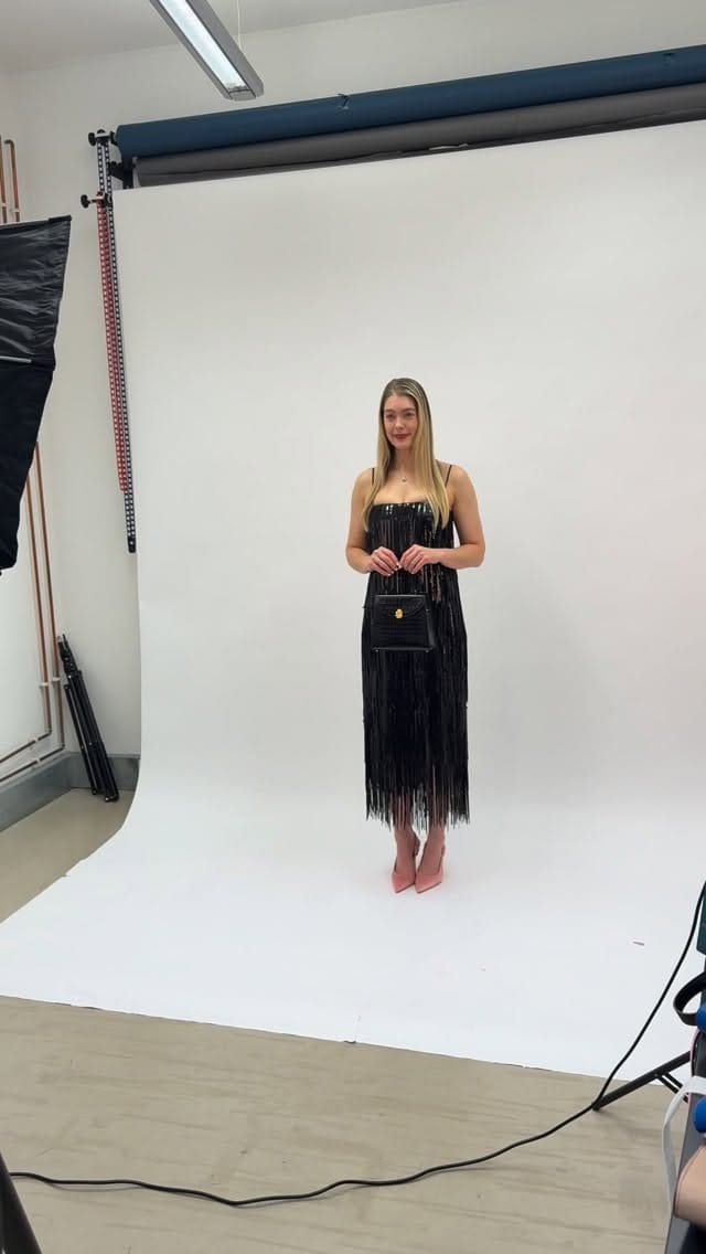 Post 9 by Laurance Leon on Instagram (video)