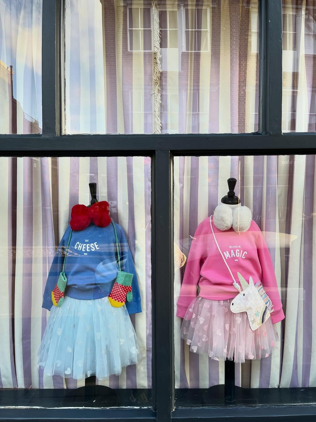 Post 3 by Bob & Blossom on Instagram (image)
