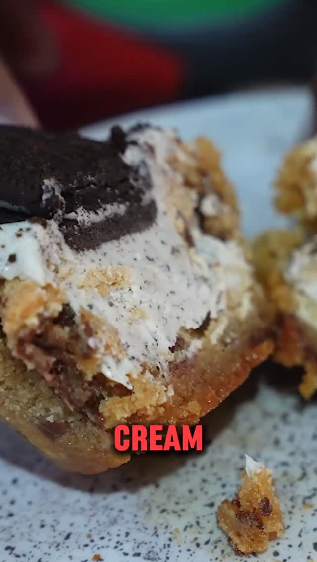 Post 3 by DESSERTS WHOLESALE SUPPLIES on Instagram (video)