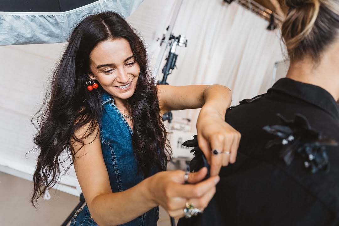 Post 4 by Victoria Lee - Sustainable Fashion Stylist on Instagram (carousel)