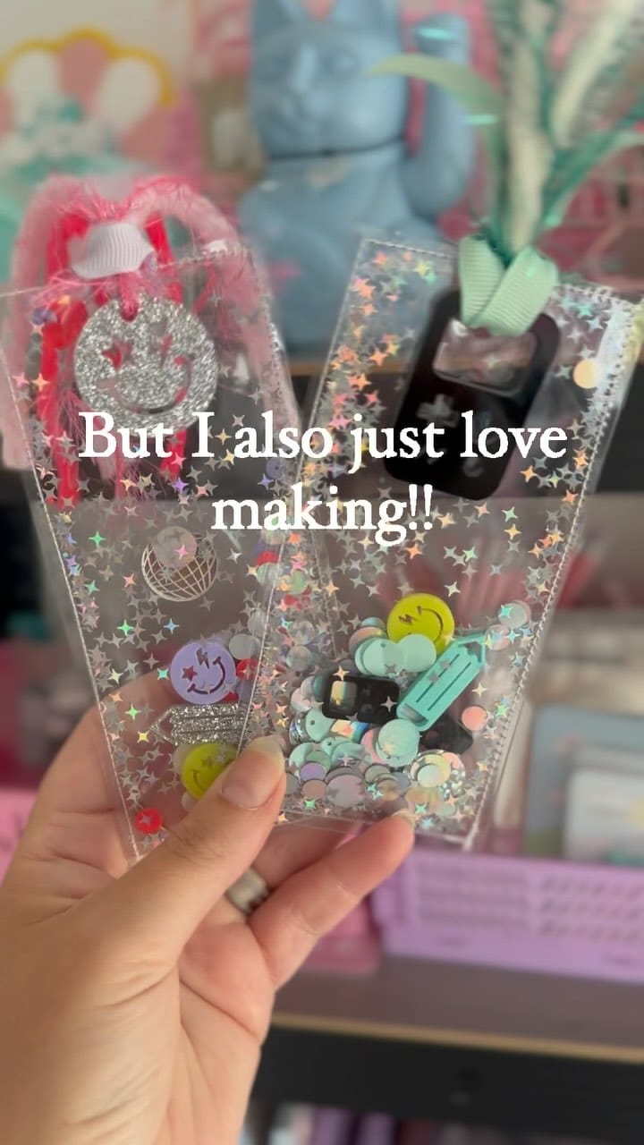 Post 9 by Lisa // Acrylic Cake Toppers on Instagram (video)