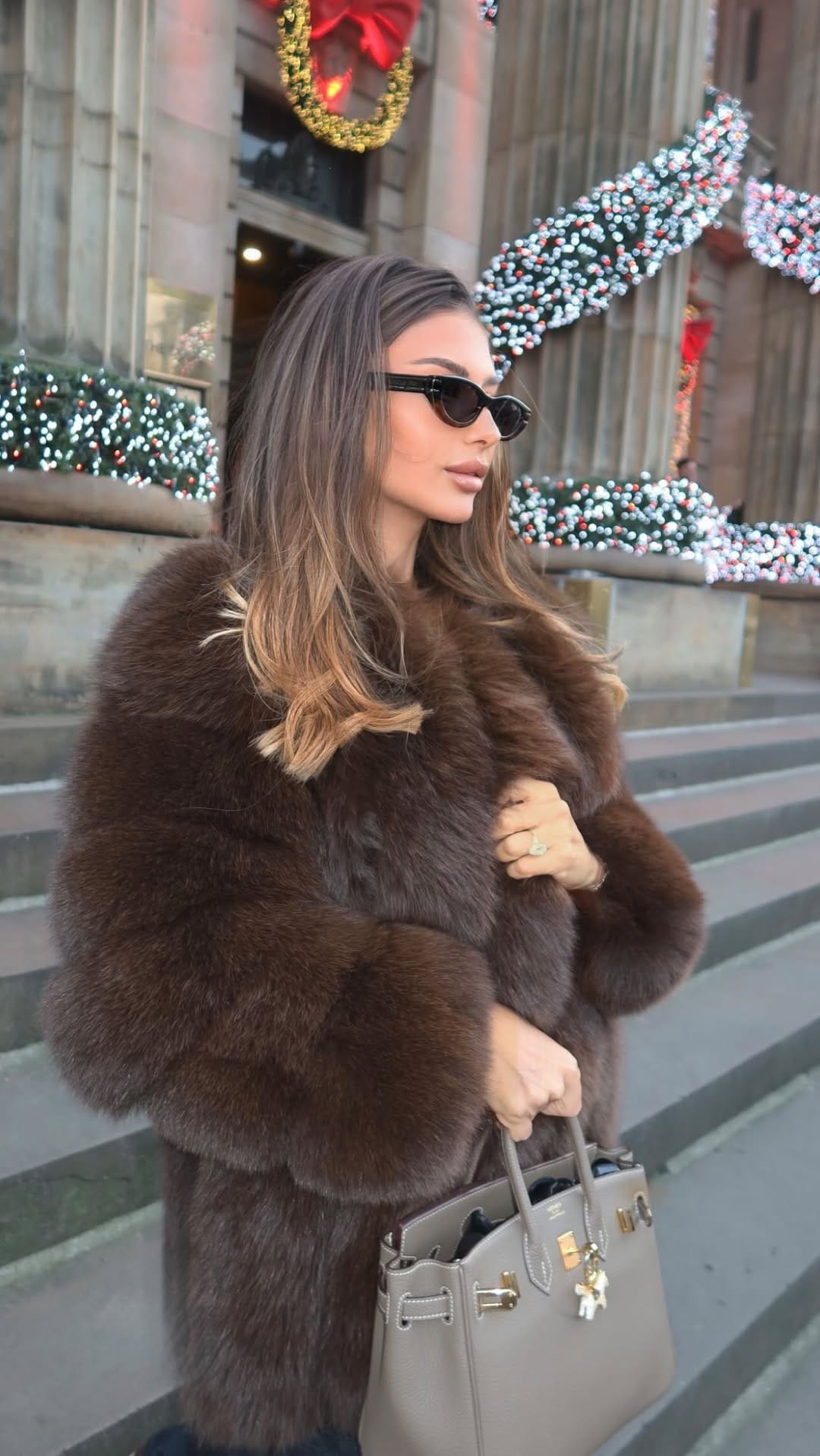 Post 6 by Dolcie London on Instagram (video)