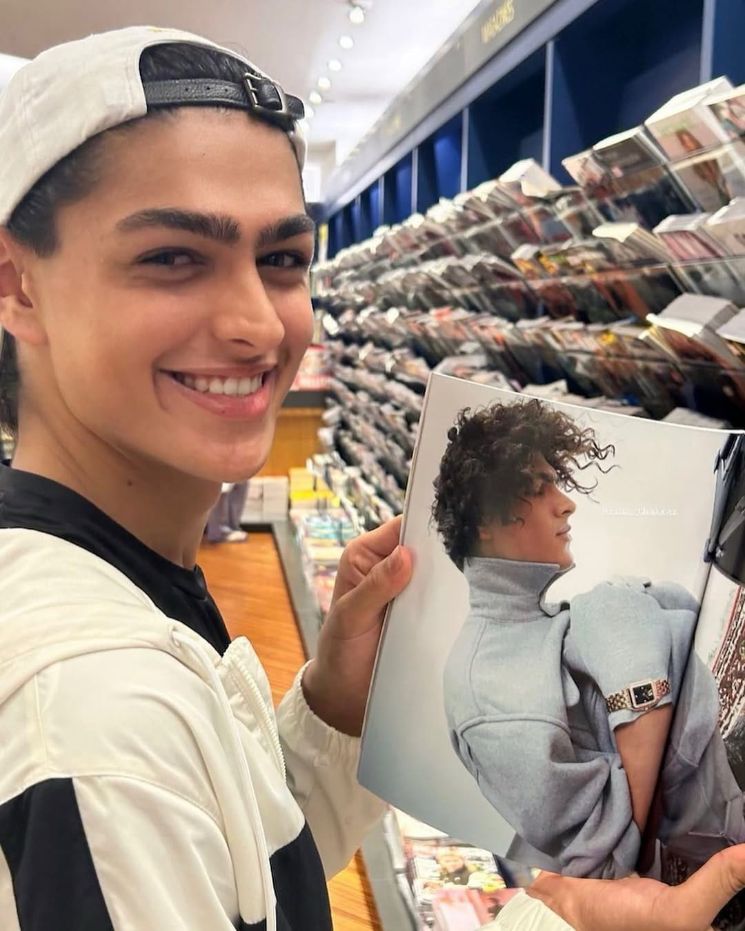 Post 10 by 𝗥𝗶𝗮𝗻 𝗧𝗵𝗮𝗸𝗿𝗮𝗿 ✪ on Instagram (carousel)