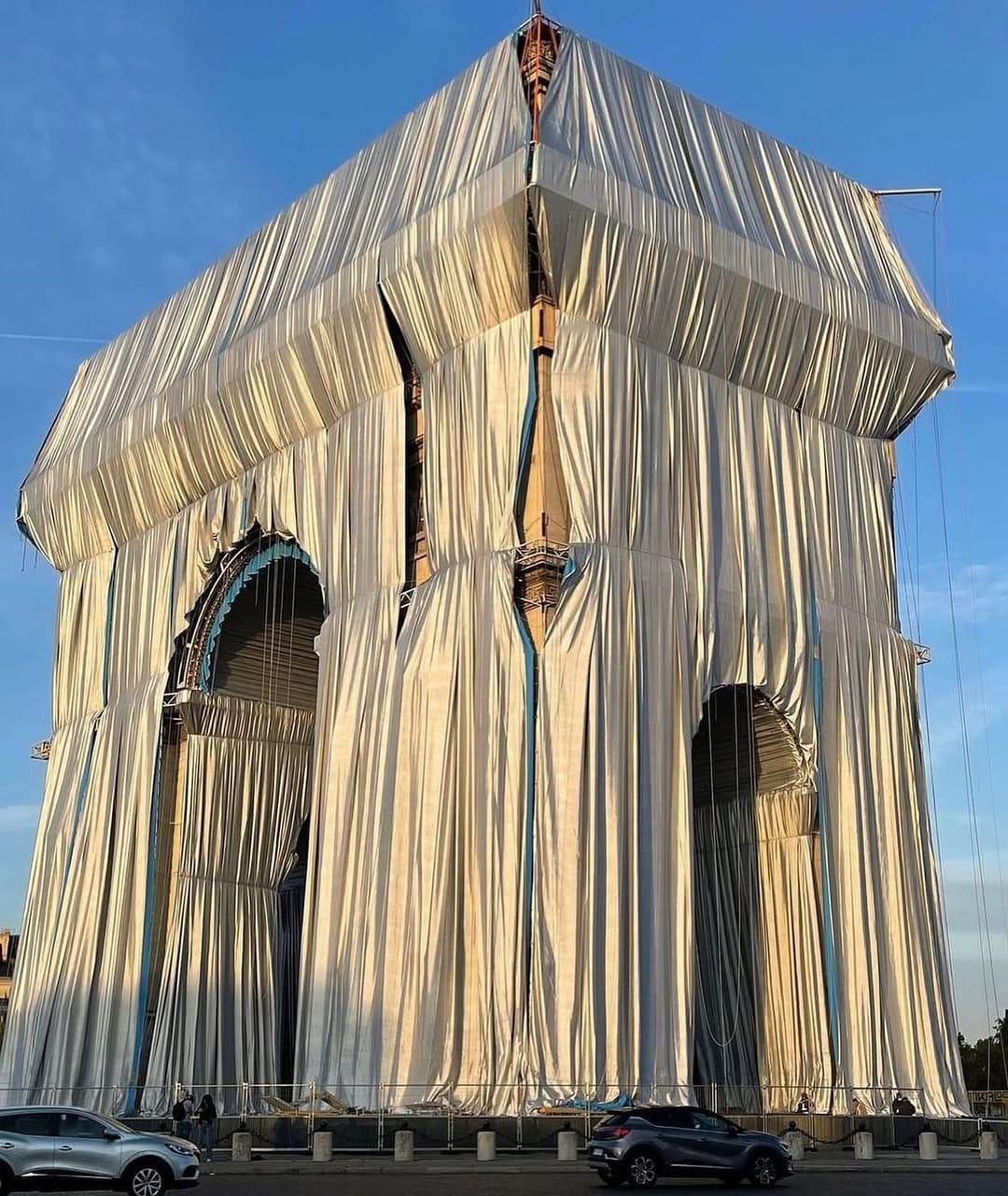 Post 6 by Catherine Quin on Instagram (image)