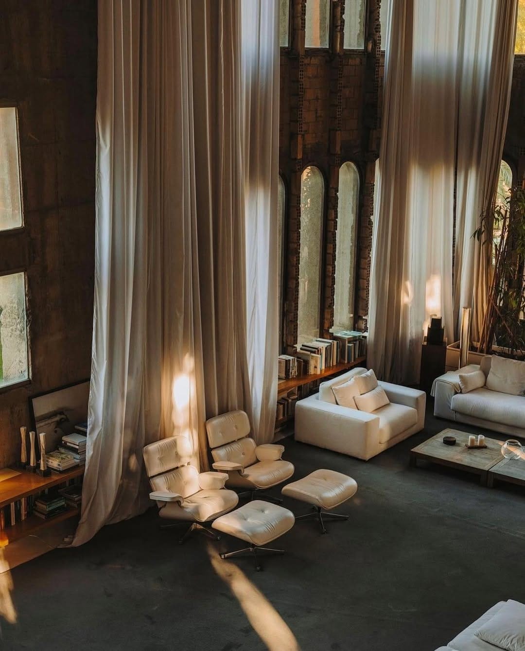 Post 4 by Catherine Quin on Instagram (image)