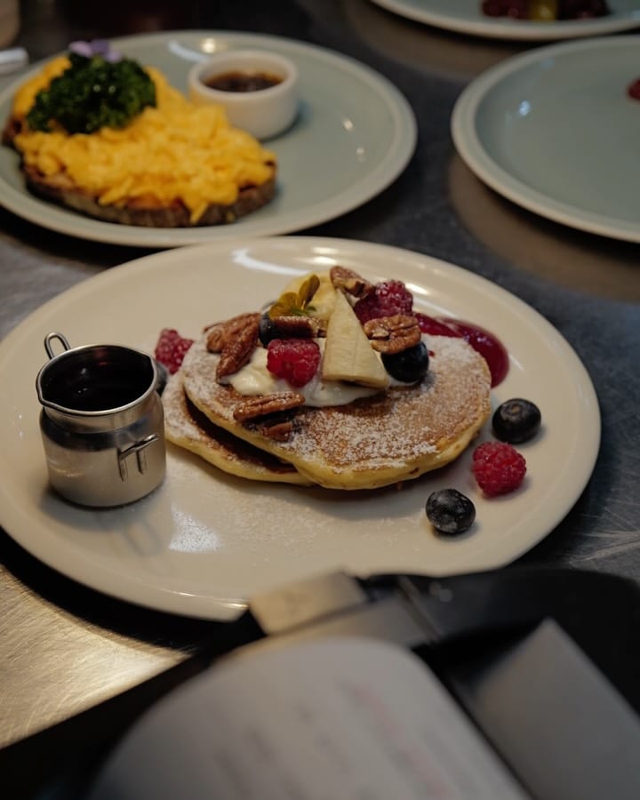 Post 5 by Story Coffee on Instagram (carousel)