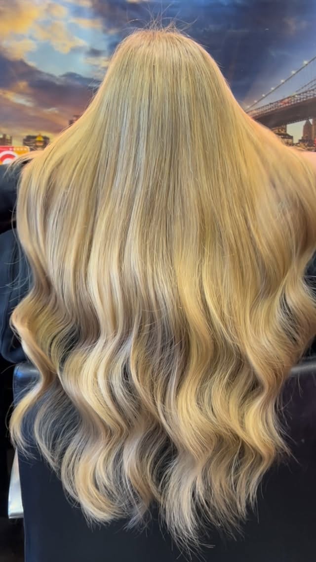 Post 5 by Hairspray Ireland on Instagram (video)