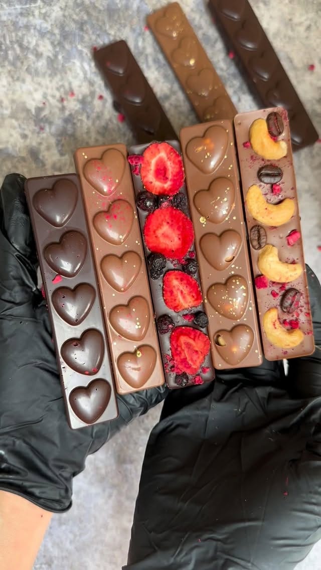 Post 3 by Personalised Artisan Chocolate on Instagram (video)