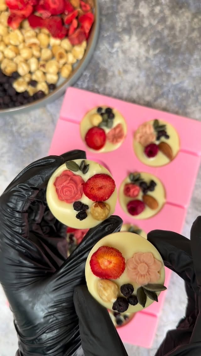 Post 2 by Personalised Artisan Chocolate on Instagram (video)