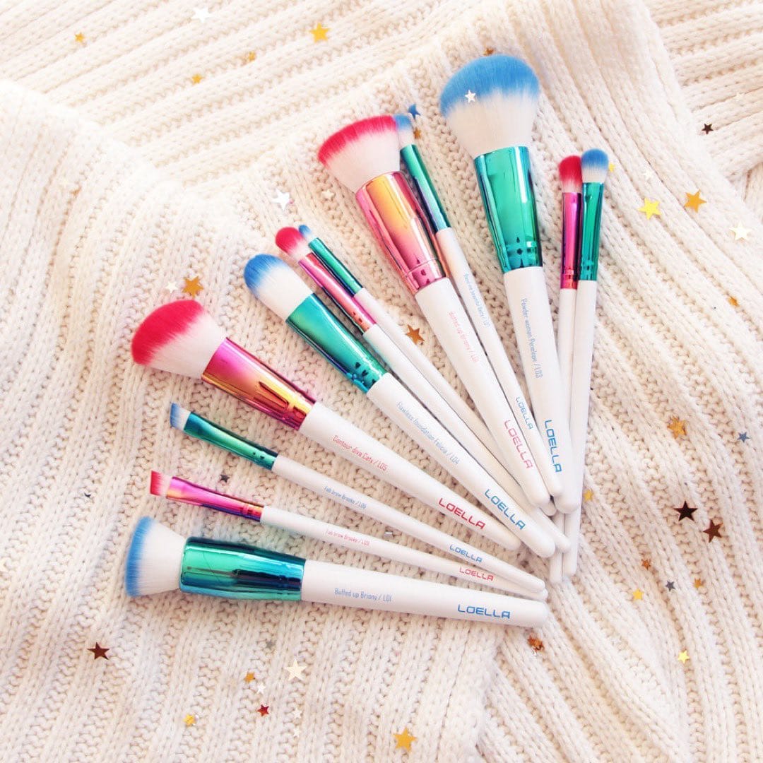 Post 4 by Loella | Makeup brushes on Instagram (image)