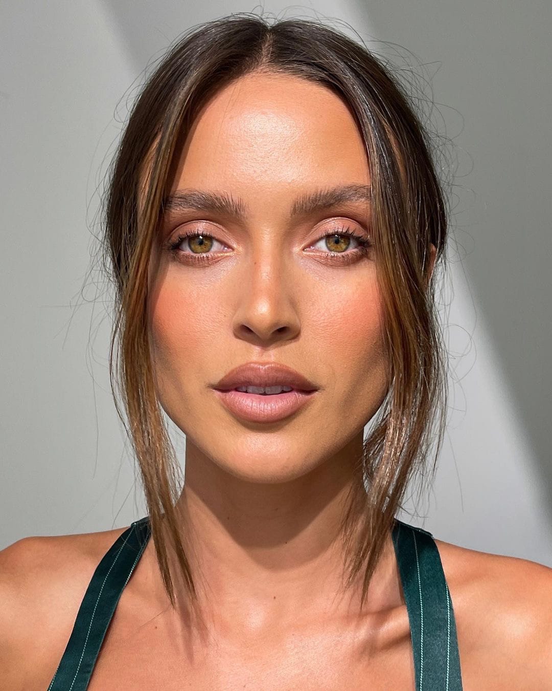 Post 9 by Loella | Makeup brushes on Instagram (image)