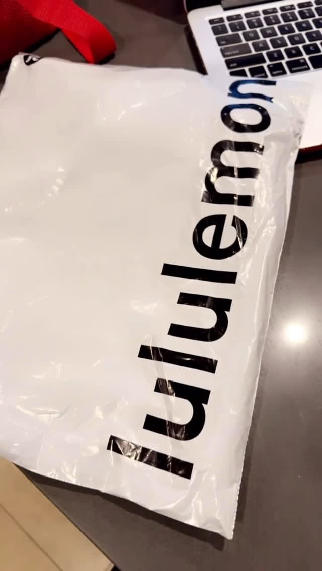 Post 2 by NINNY OUTLET -Personal Shopper on Instagram (video)
