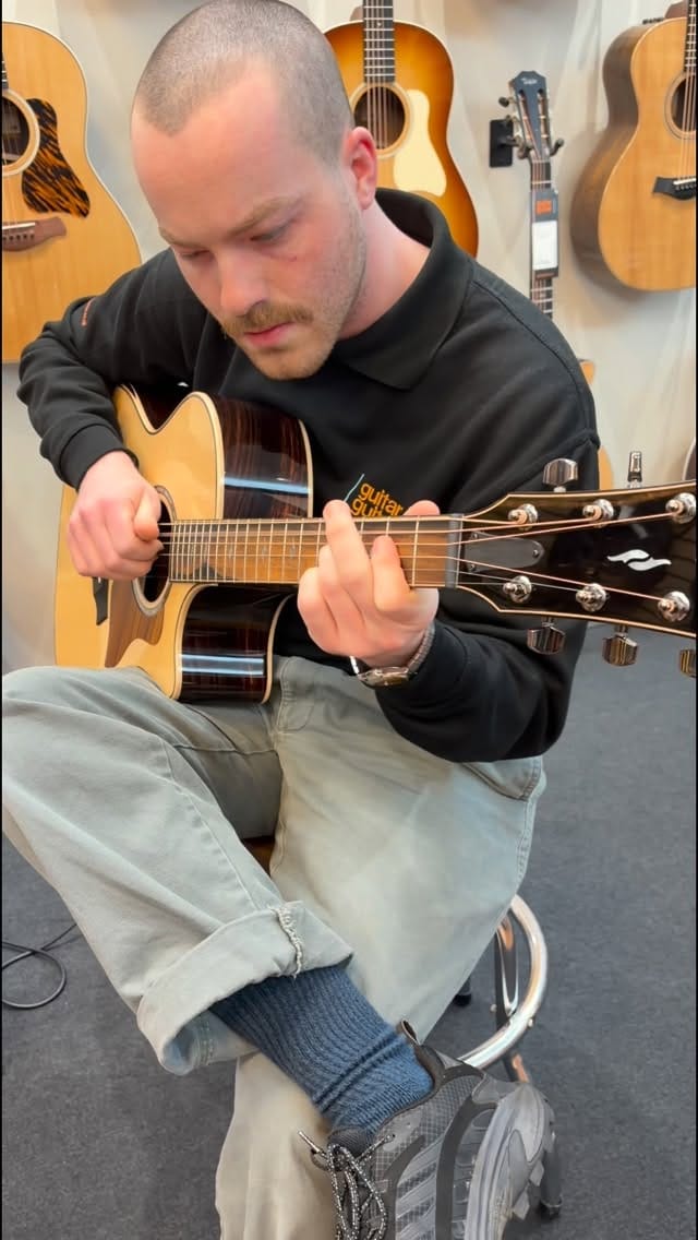 Post 2 by guitarguitar Glasgow on Instagram (video)