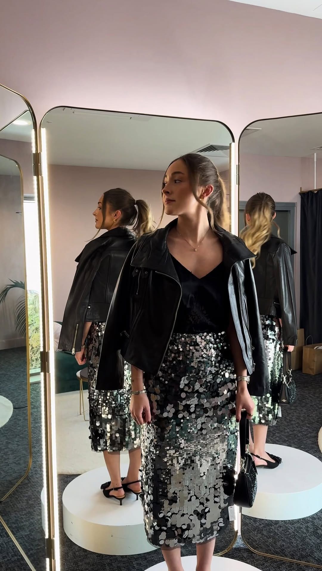 Post 2 by Ashford Designer Outlet on Instagram (video)