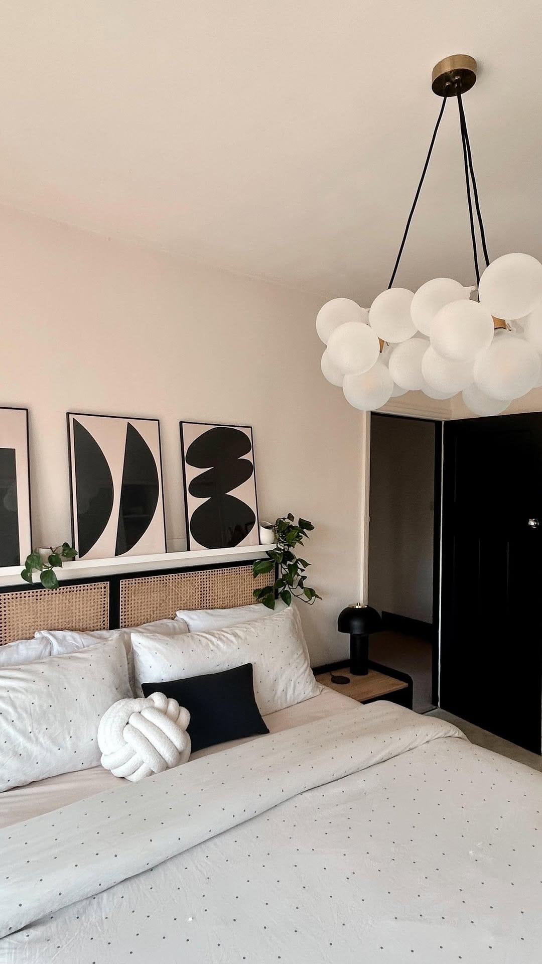 Post 9 by Kelly Anderson - Interior Styling on Instagram (video)