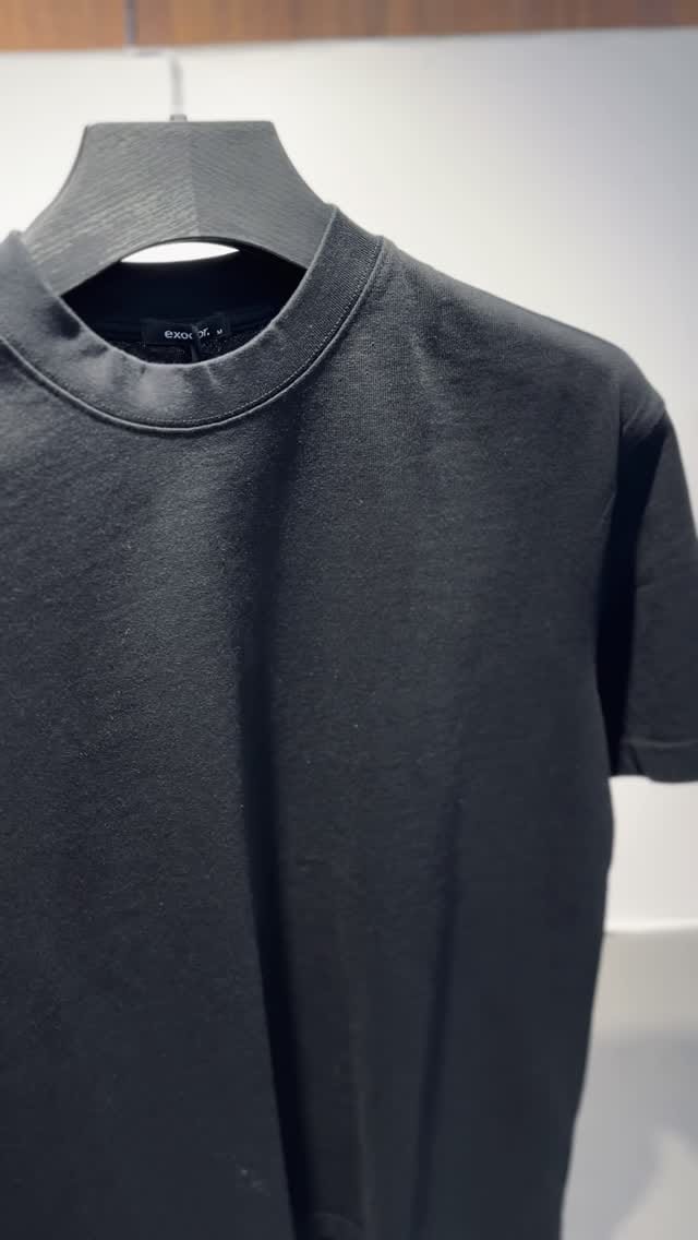 Post 6 by Мужская одежда и обувь on Instagram (video)