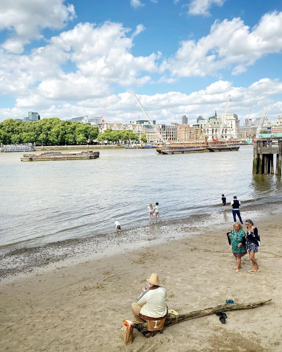 Post 5 by Jessica Bride |  London on Instagram (image)