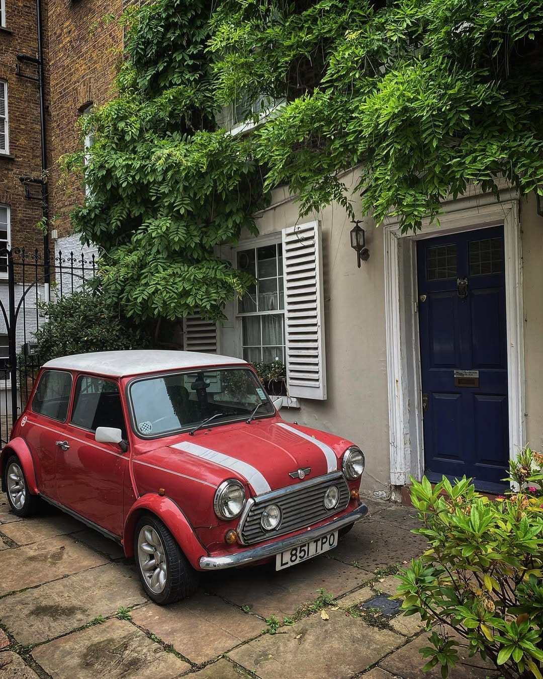Post 6 by Jessica Bride |  London on Instagram (image)