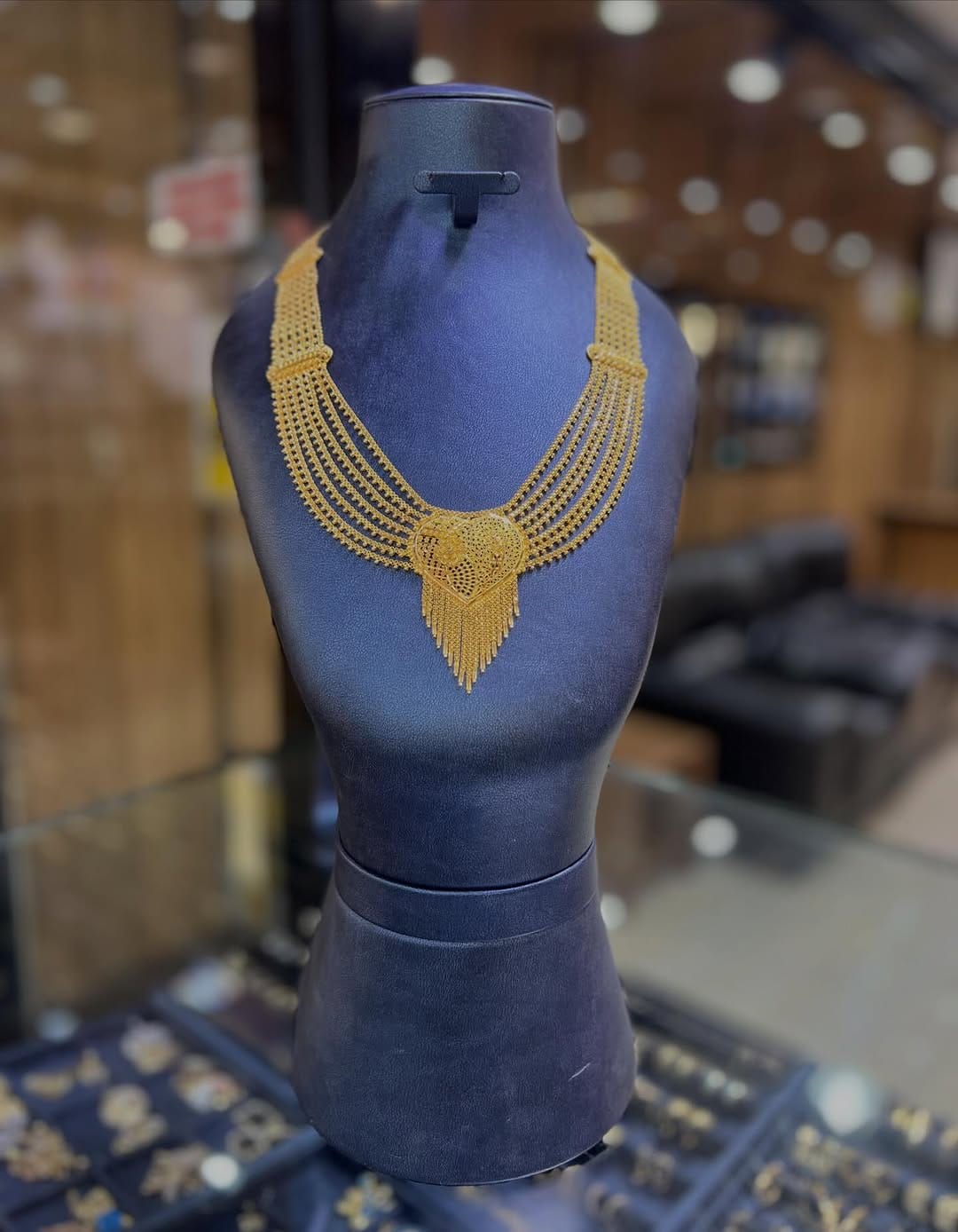 Post 3 by Onur Kuyumculuk on Instagram (carousel)