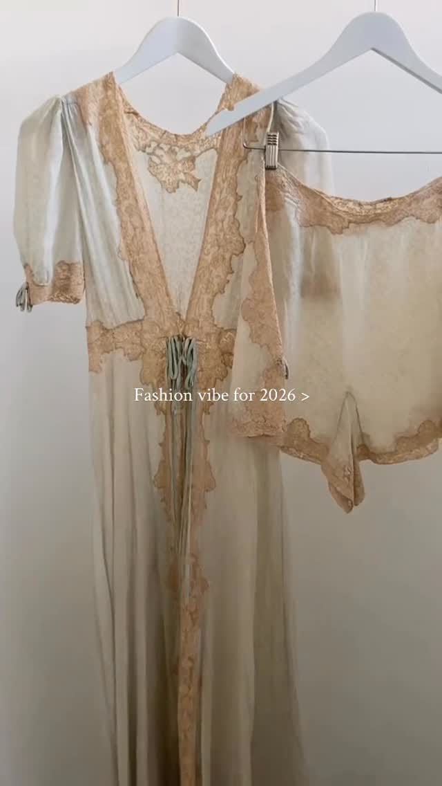Post 3 by ADORED CLOSET on Instagram (video)