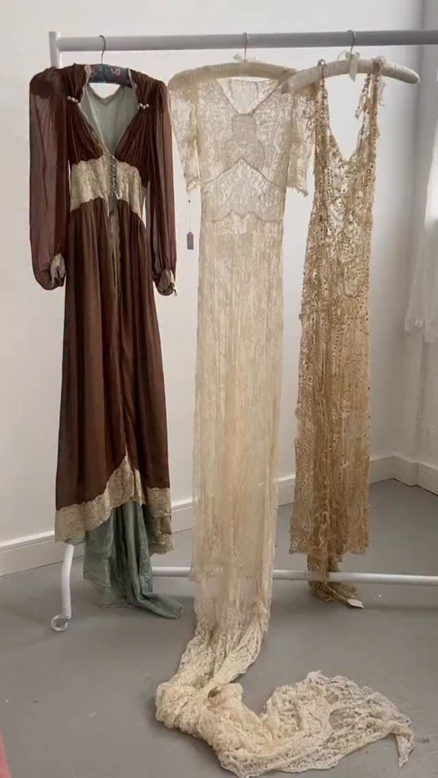 Post 7 by ADORED CLOSET on Instagram (video)
