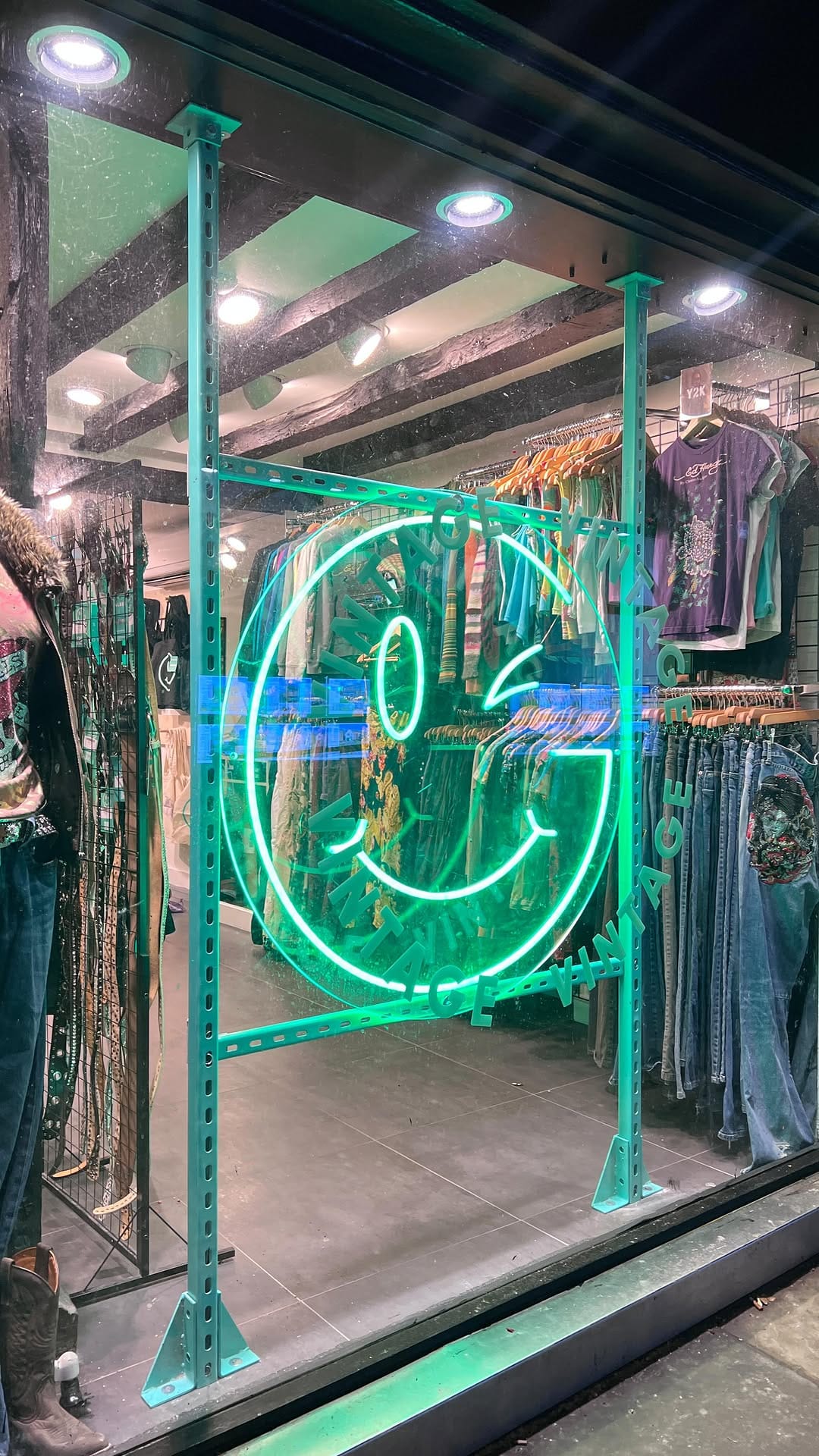 Post 4 by Glass Onion on Instagram (video)