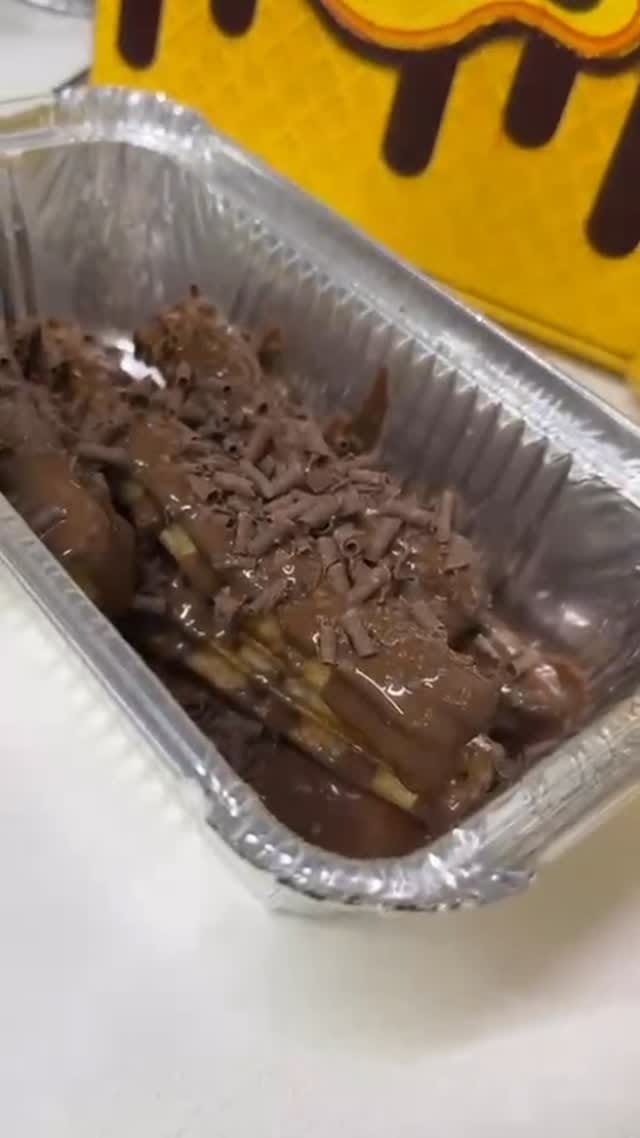 Post 5 by Land of Munchies on Instagram (video)