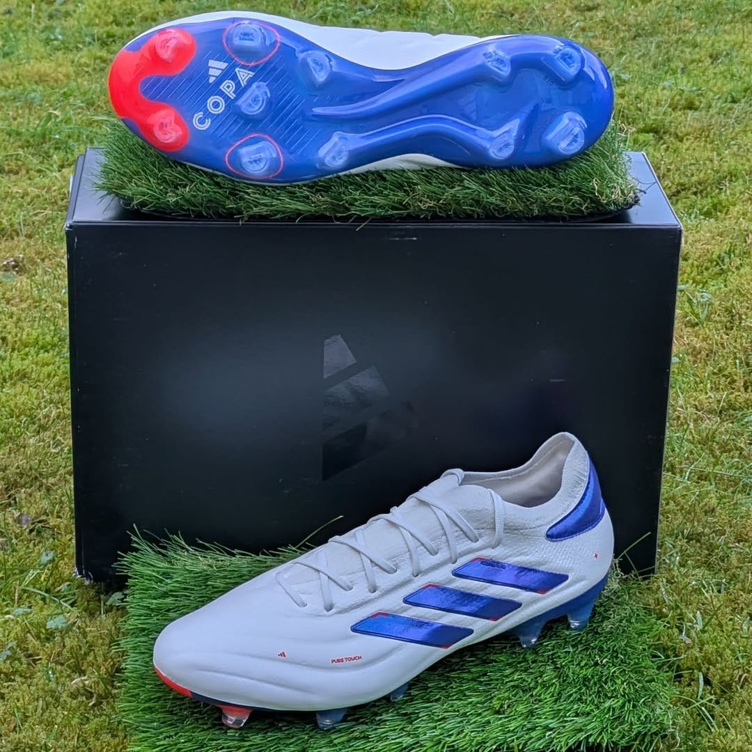 Post 1 by 💫All-Star Boots💫 on Instagram (image)