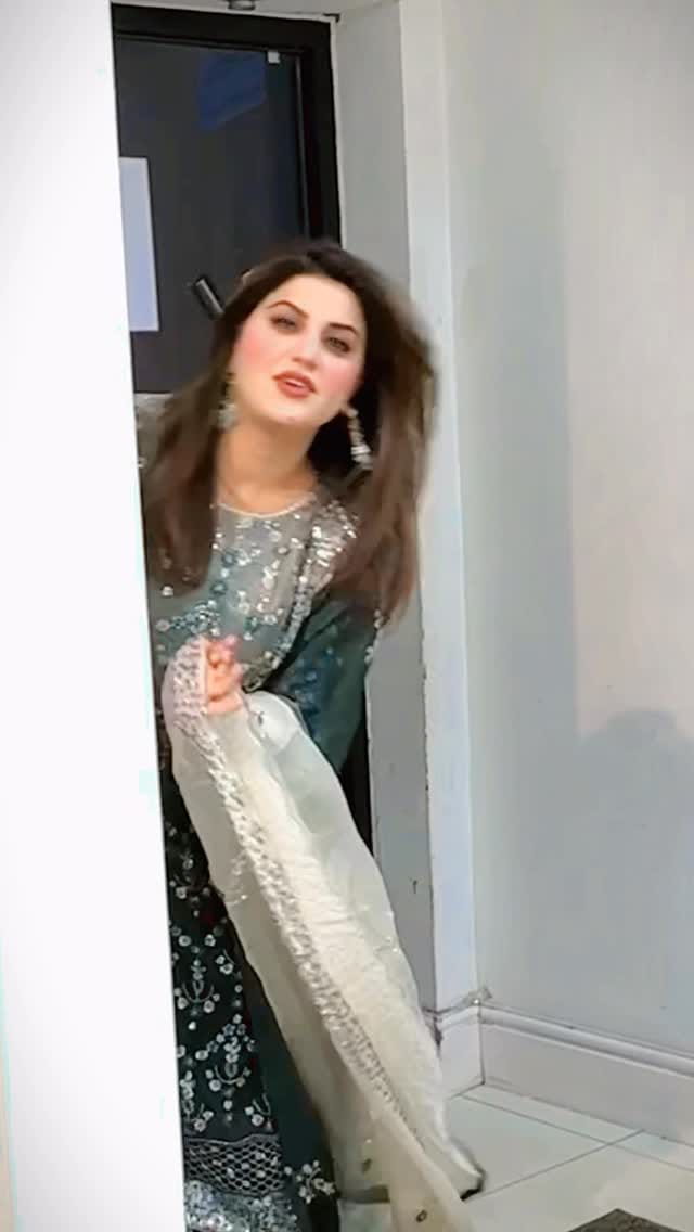 Post 2 by Jora Junction on Instagram (video)