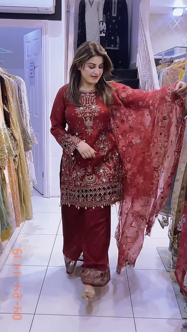 Post 10 by Jora Junction on Instagram (video)