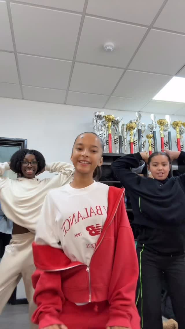 Post 4 by Tayana Rose Murphy🌹 13 year old on Instagram (video)
