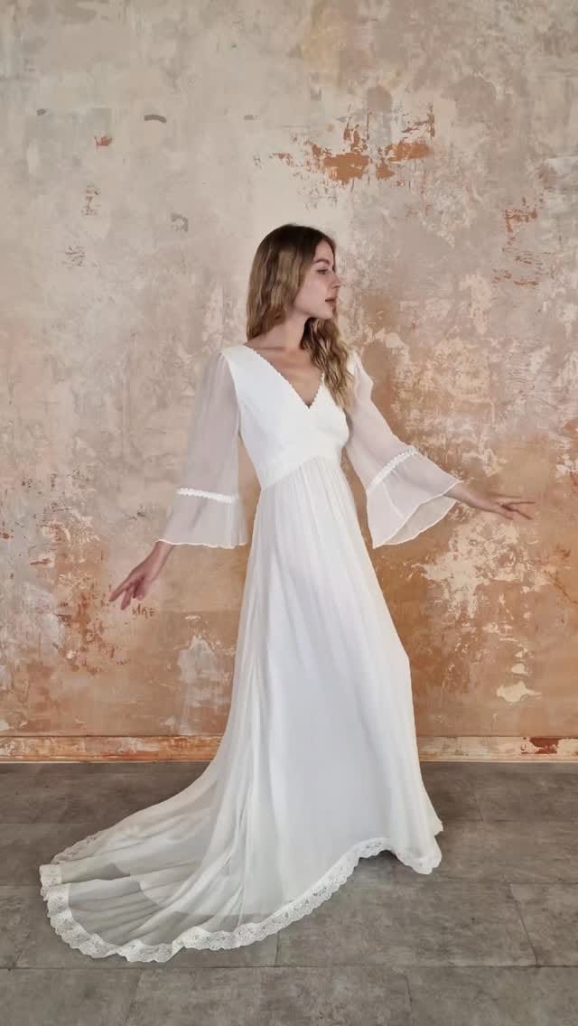 Post 5 by Indie Bride London bridal wear on Instagram (video)