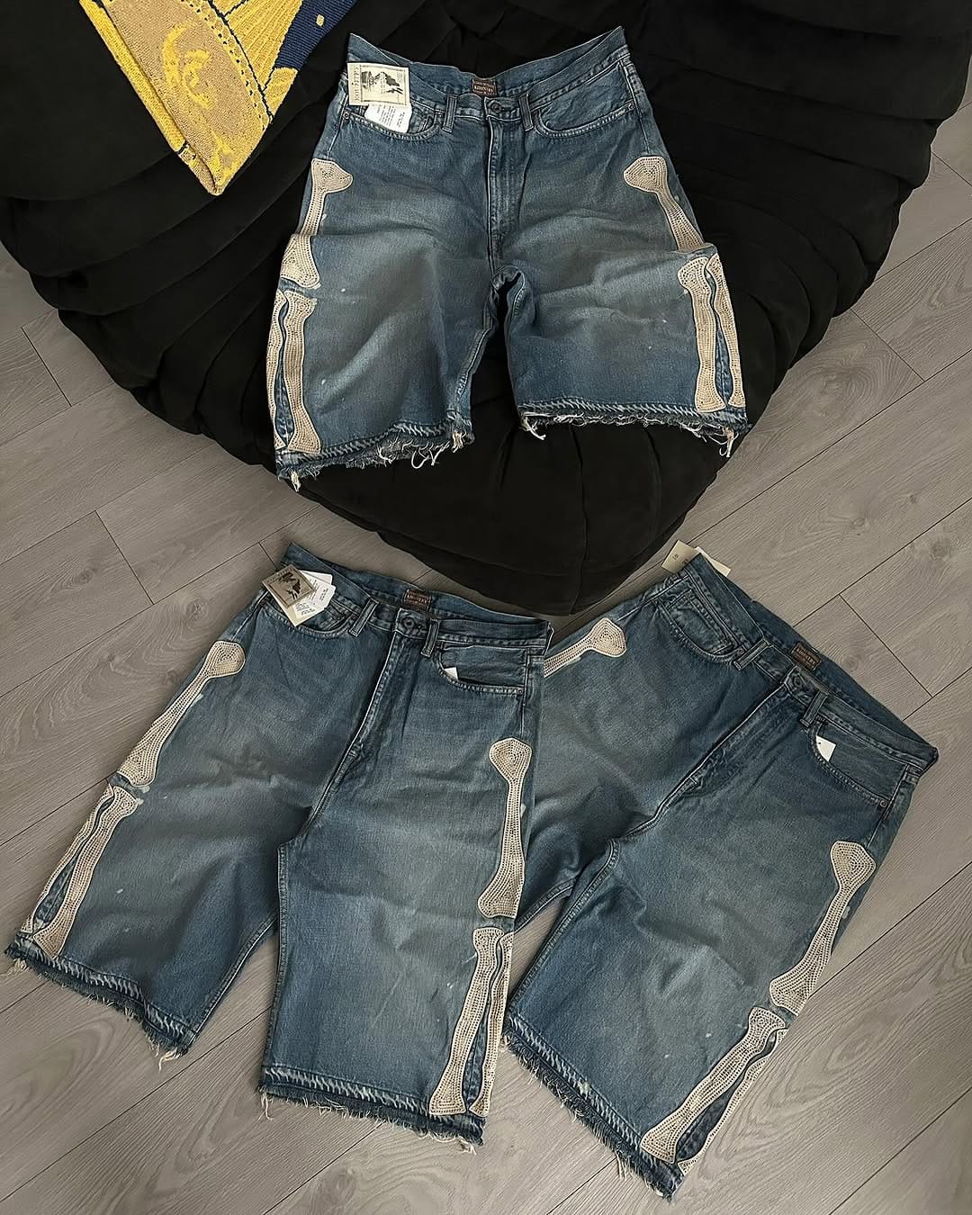 Post 10 by PUT ME ON STYLING on Instagram (carousel)