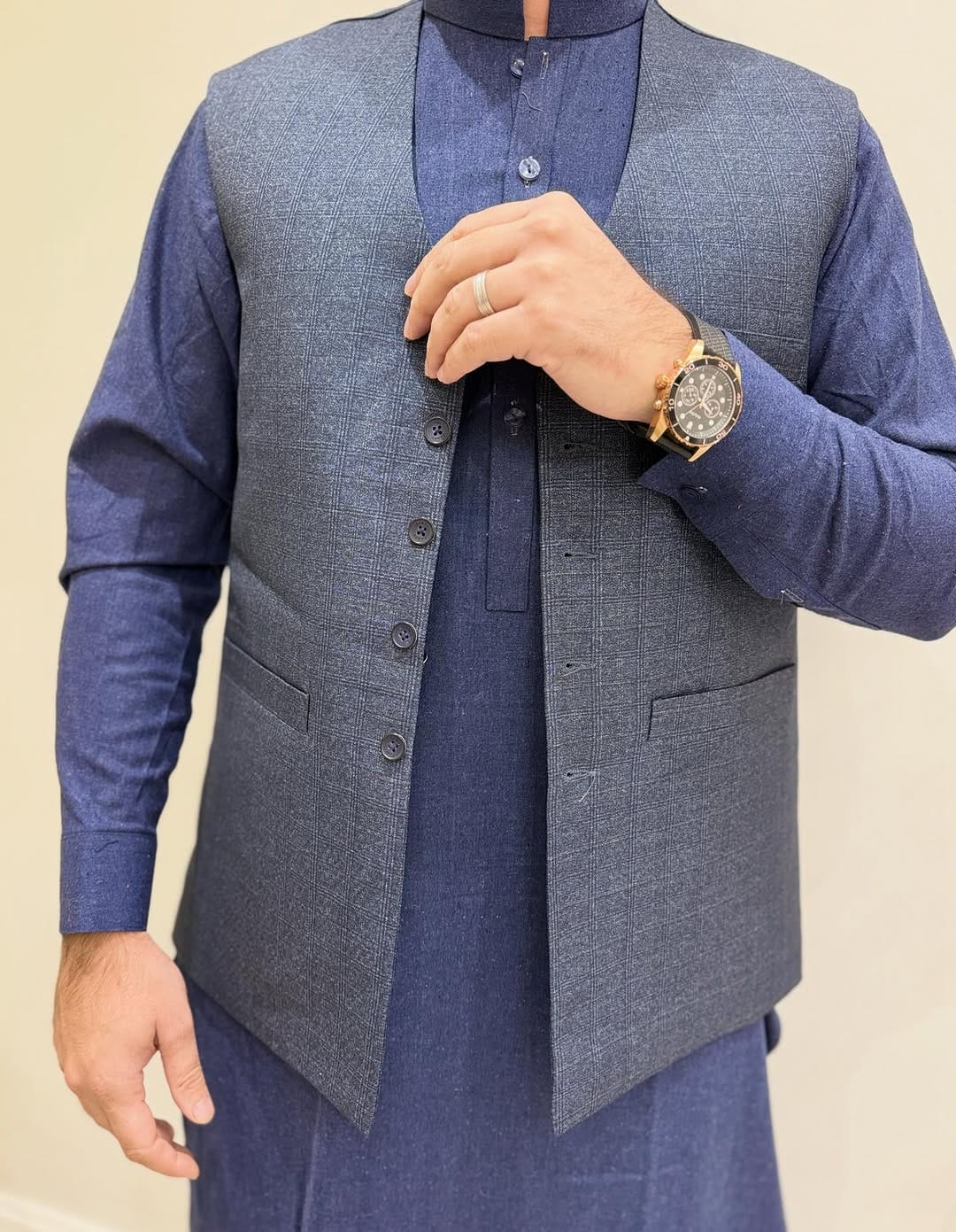 Post 4 by Afghan Designer on Instagram (image)