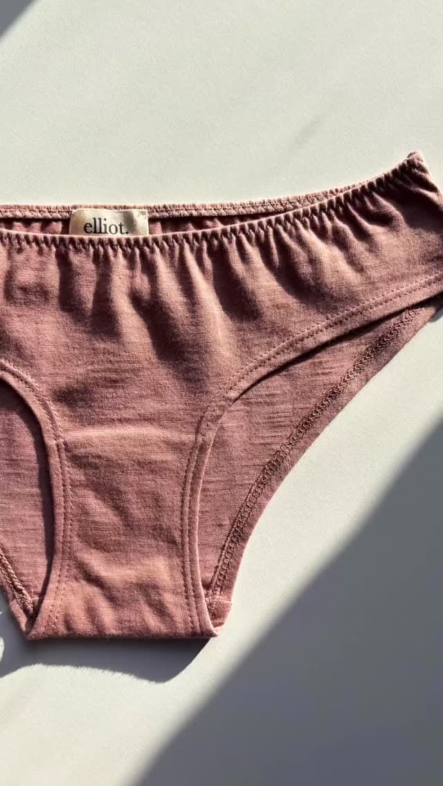 Post 3 by elliot. organics on Instagram (video)