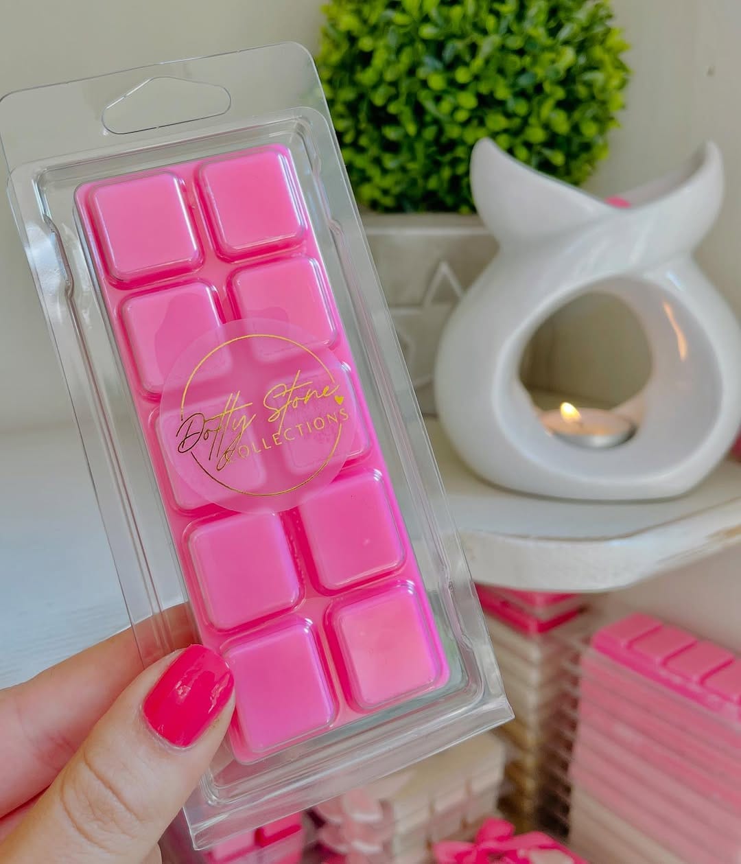 Post 9 by Dotty Stone Collections on Instagram (image)