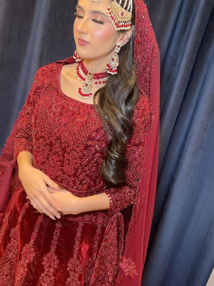 Post 10 by Seema Sarees on Instagram (carousel)