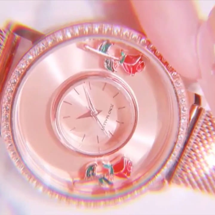 Post 2 by Juno Mallet on Instagram (video)