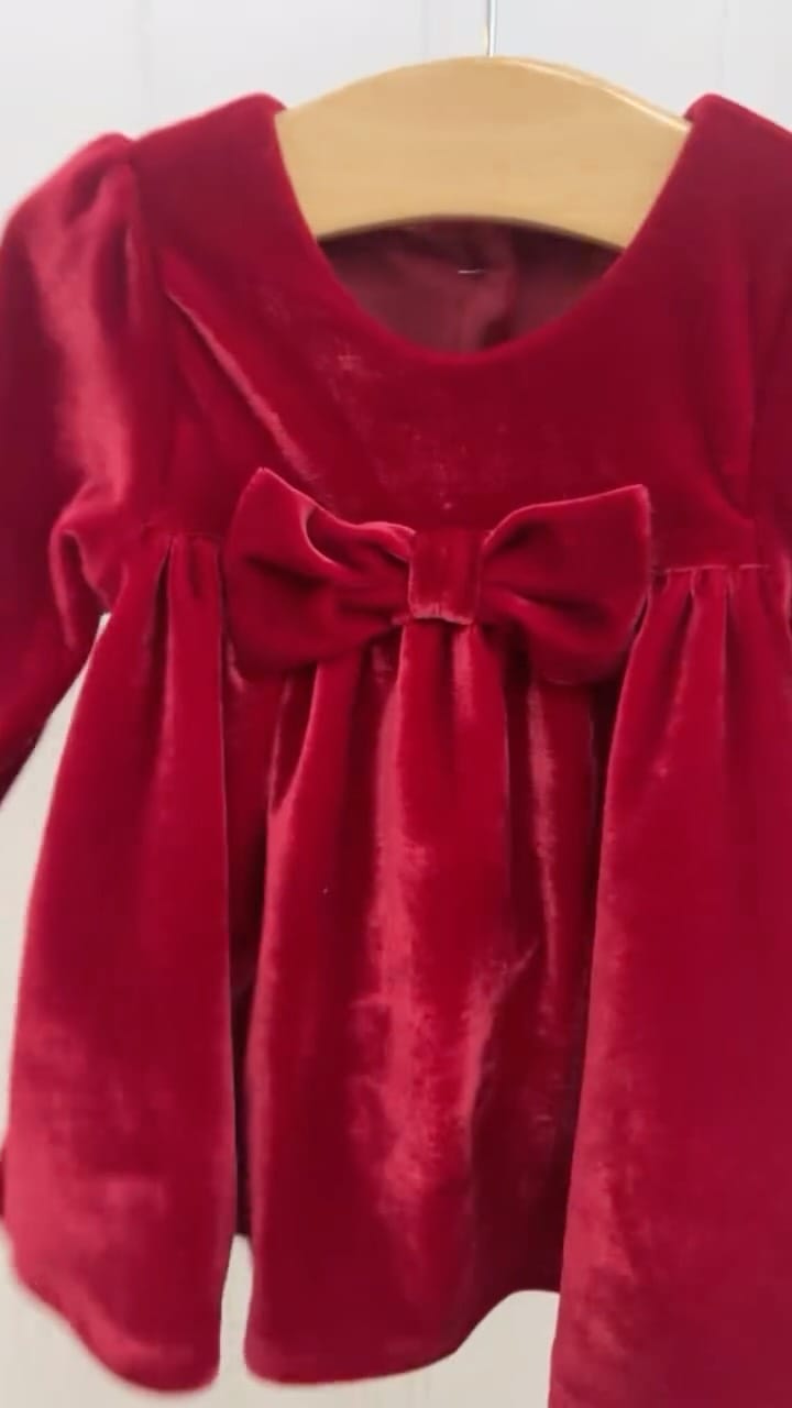 Post 8 by London kids Outlet on Instagram (video)