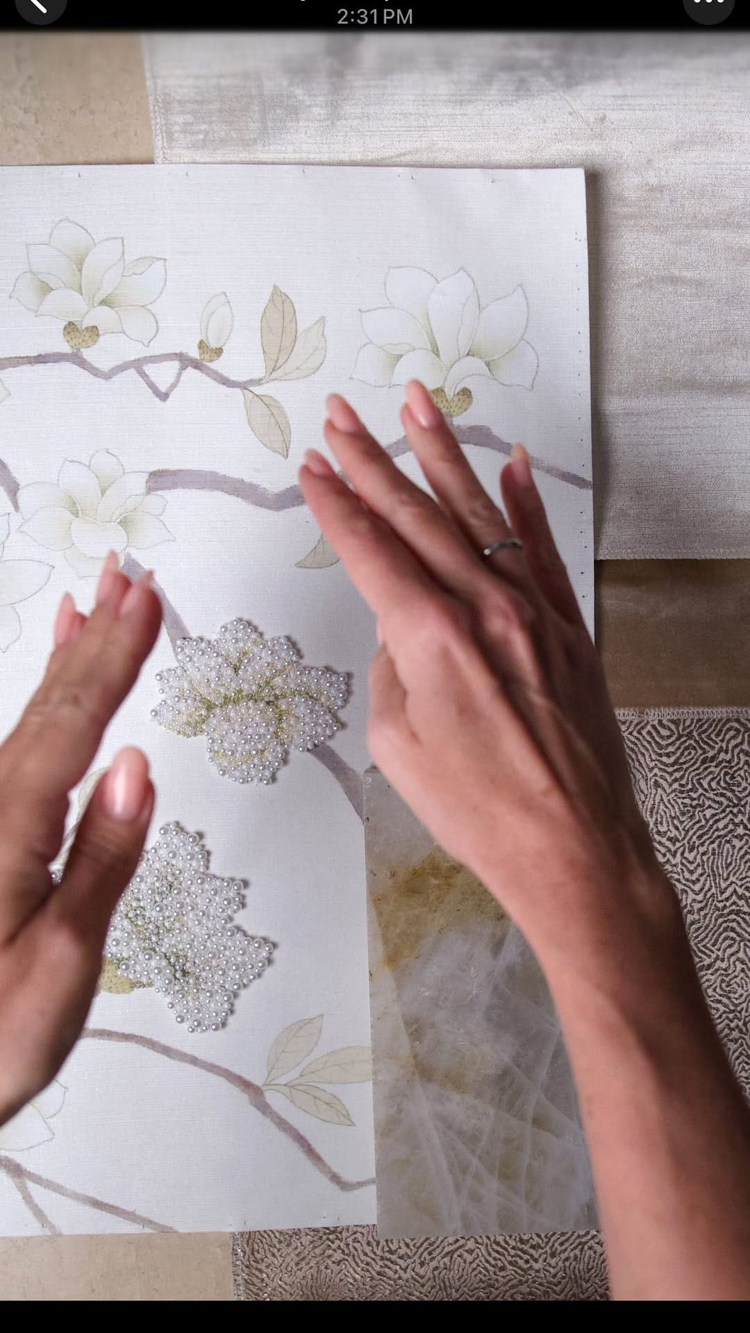 Post 3 by YANA SVETLOVA WALLCOVERINGS on Instagram (video)