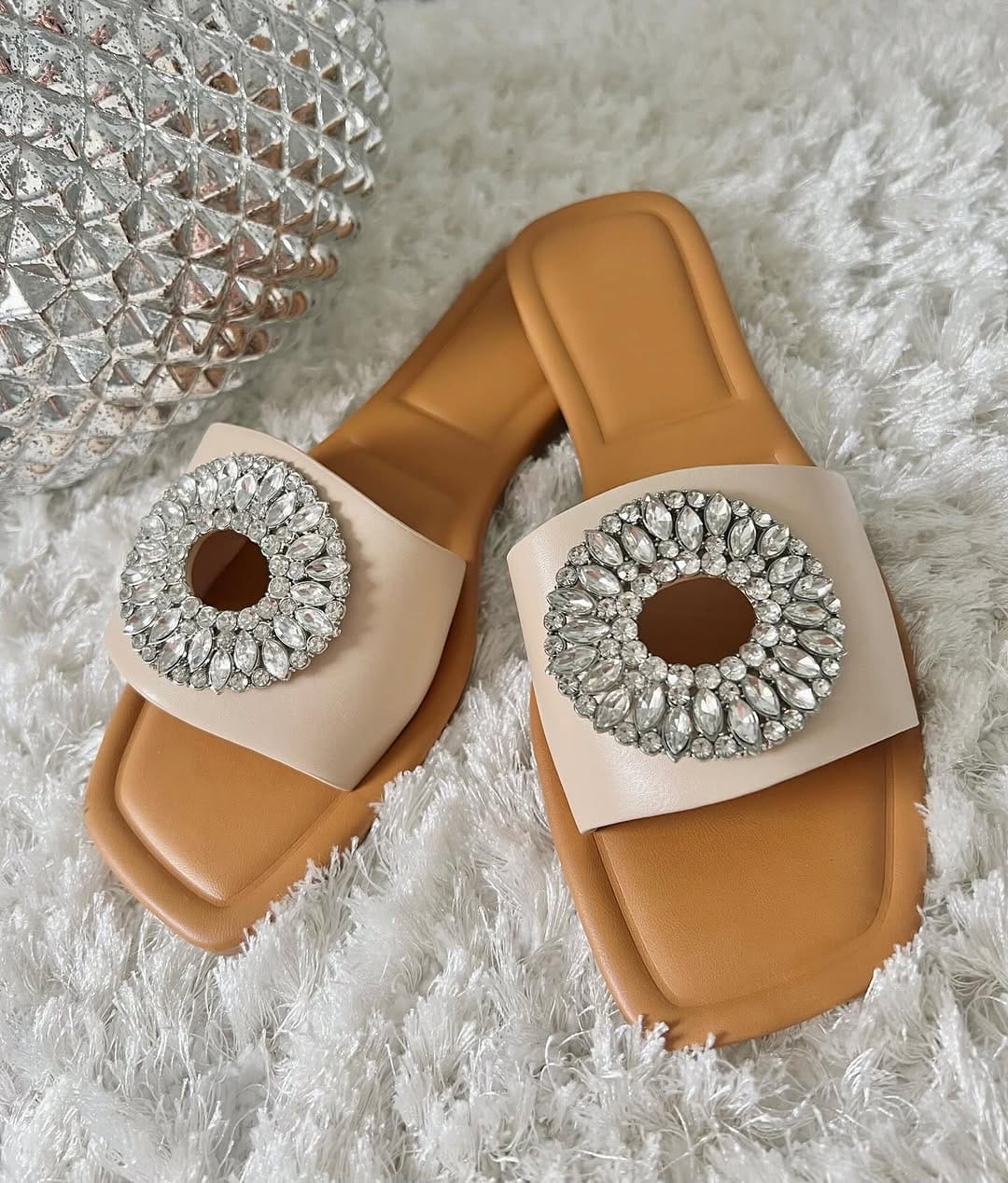 Post 1 by 🌟💕 Mels  Boutique 💕🌟 on Instagram (image)