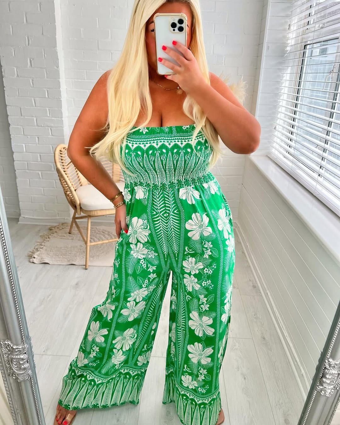 Post 3 by 🌟💕 Mels  Boutique 💕🌟 on Instagram (image)