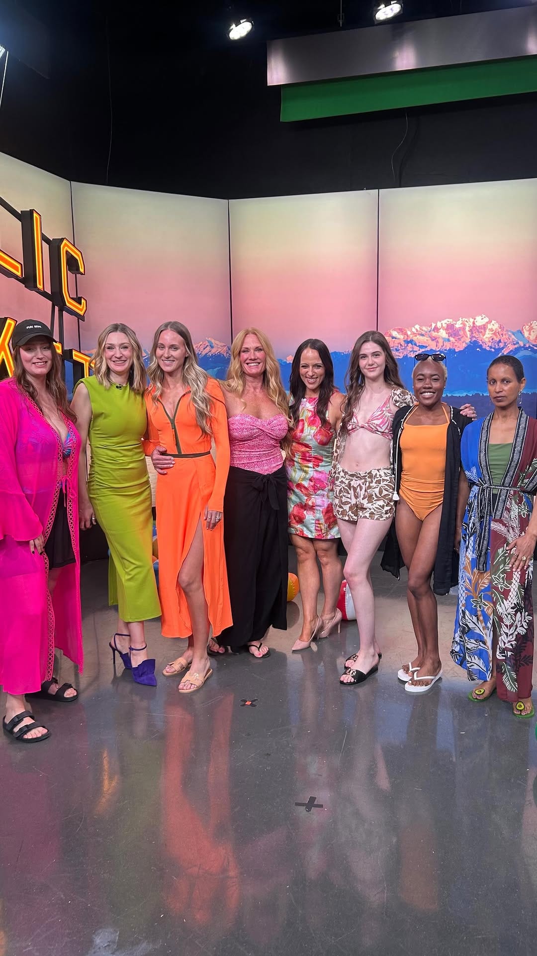 Post 8 by Styled Seattle on Instagram (video)