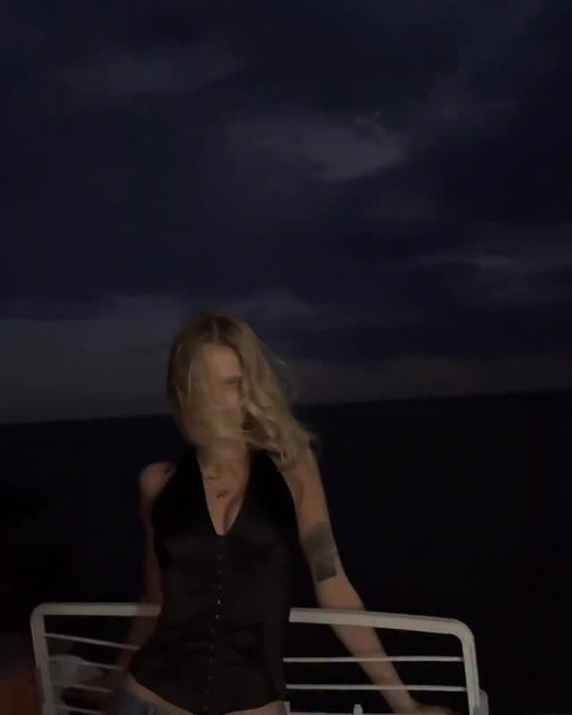 Post 8 by Nicole on Instagram (video)